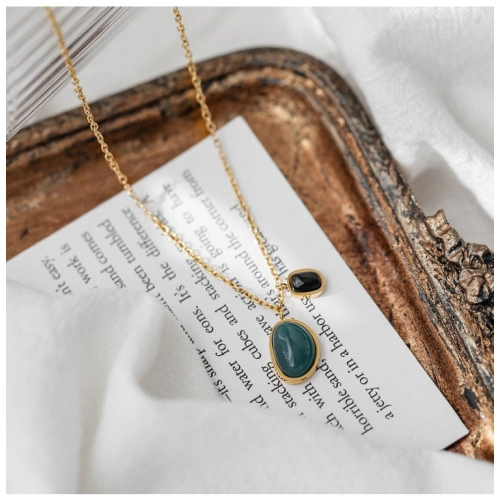 Light Luxury Design Green And Black Agate Pendant