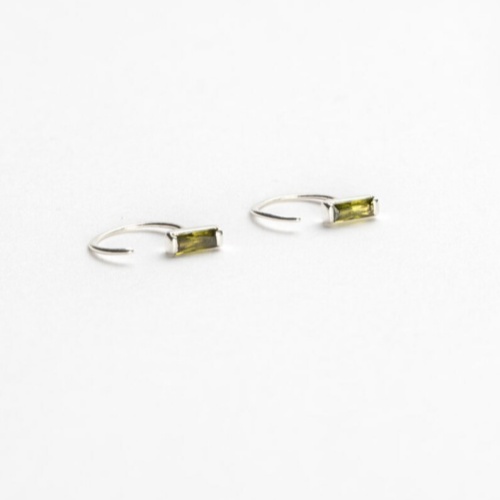 Square Shape Peridot Dainty Tiny Hoop Unique Earrings - 이미지 5