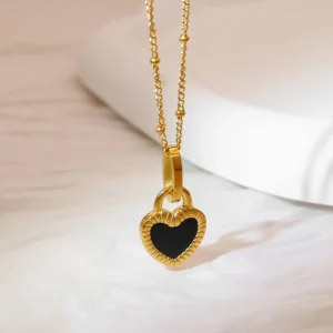 Fashionable Versatile Women Stainless Steel Heart Necklace